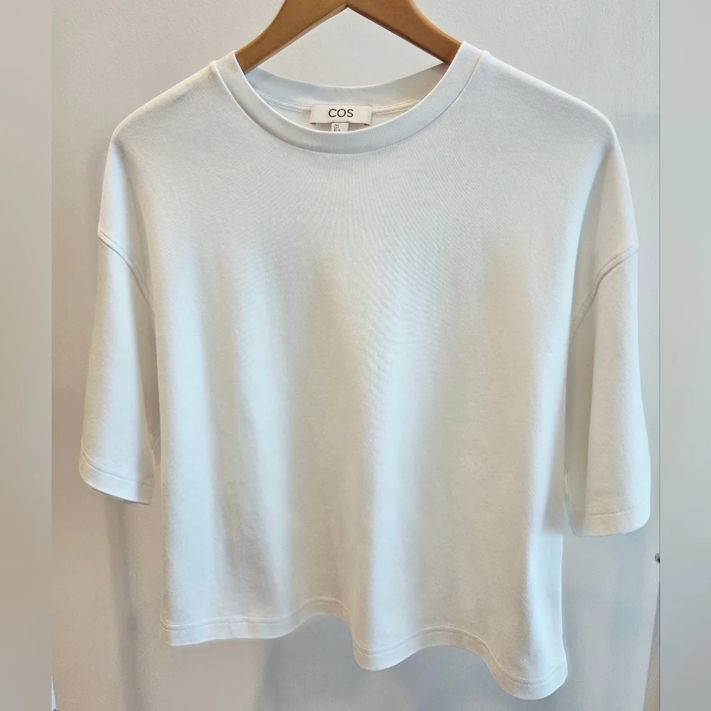 COS Boxy Tee - Picture 12 of 12